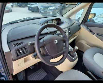 Lancia Musa Multijet 16V 90 CV Oro DFN (16)