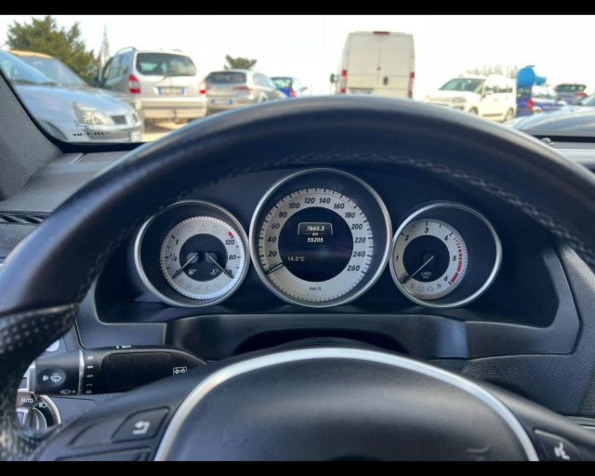Mercedes-Benz Classe E Coupé 220 d Coupé Sport (13)