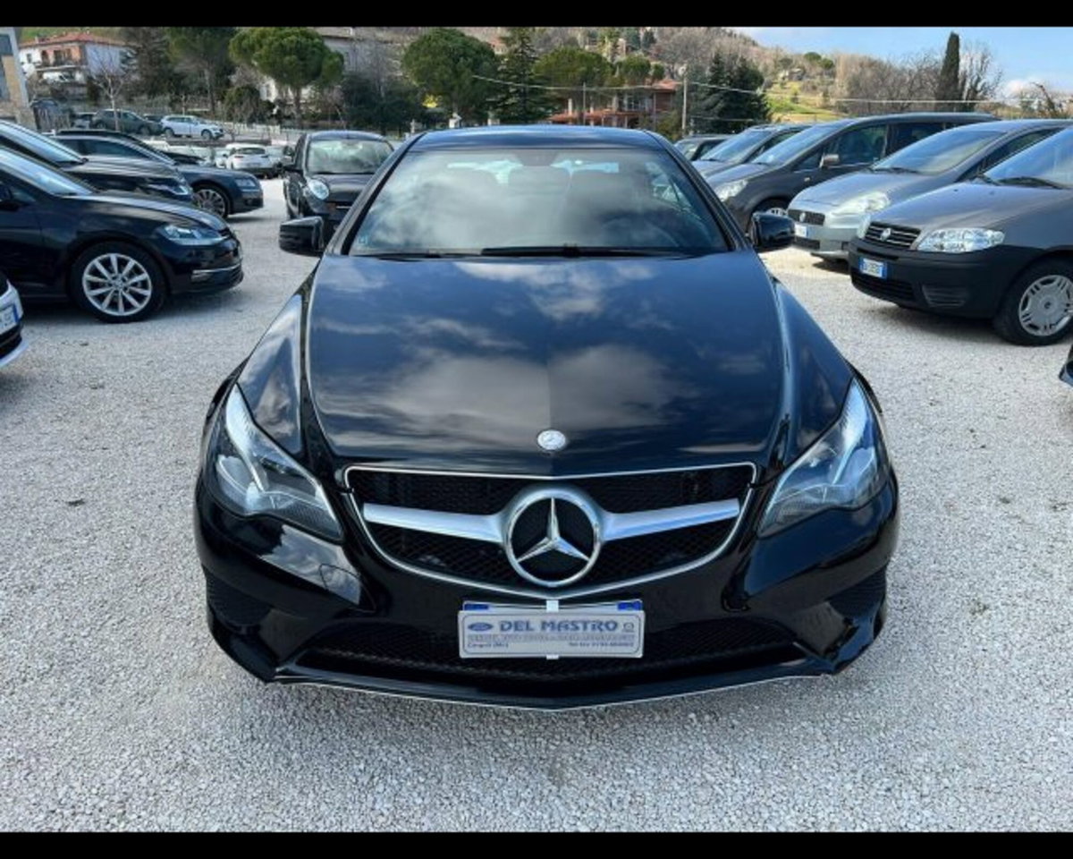 Mercedes-Benz Classe E Coupé 220 d Coupé Sport (2)