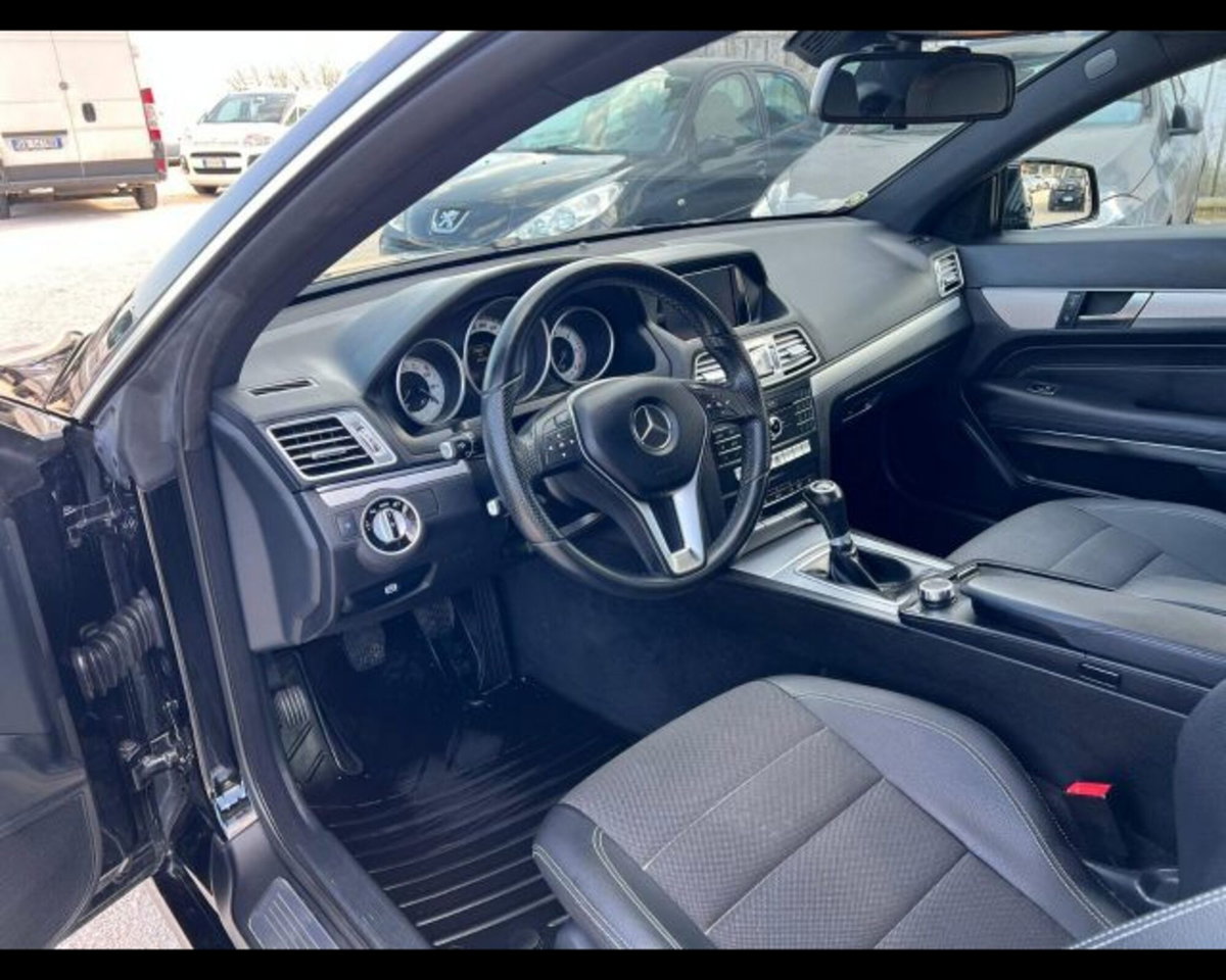 Mercedes-Benz Classe E Coupé 220 d Coupé Sport (5)