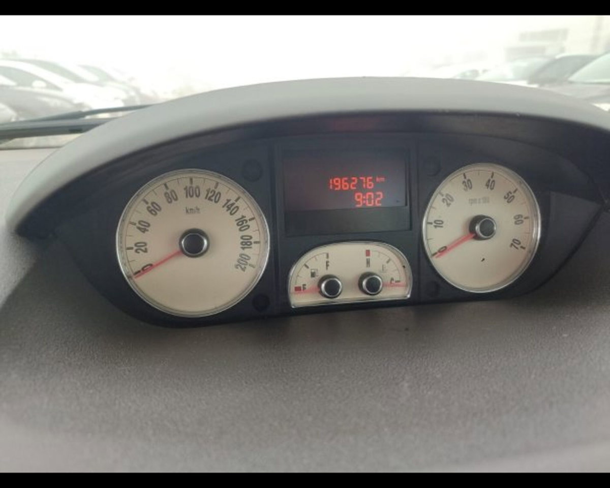 Lancia Musa 1.4 16V Oro (13)
