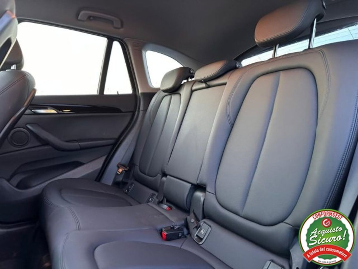 BMW X1 sDrive16d Advantage (15)