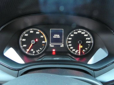 SEAT Arona 1.0 ecotsi Xperience 95cv (13)