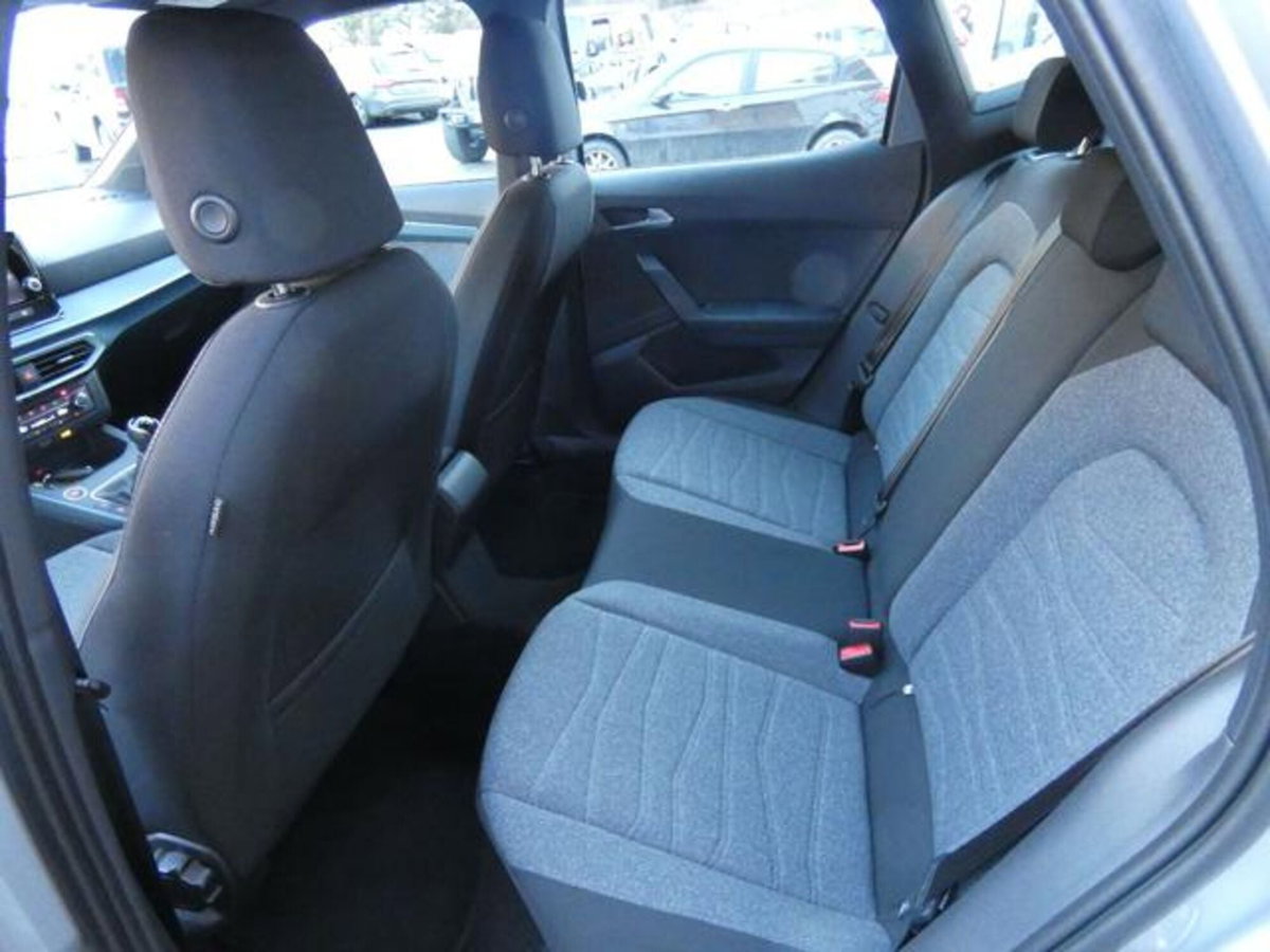 SEAT Arona 1.0 ecotsi Xperience 95cv (20)