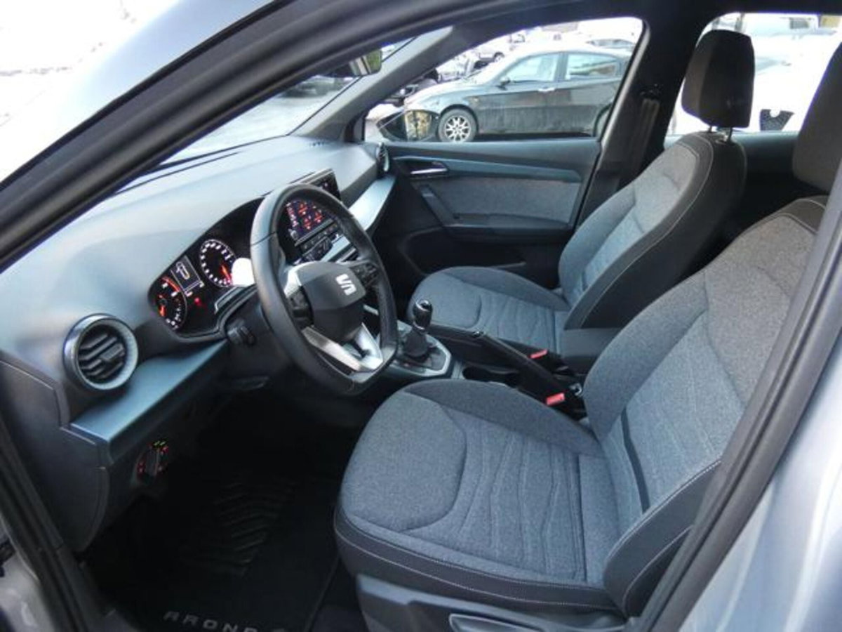 SEAT Arona 1.0 ecotsi Xperience 95cv (9)