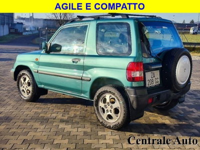Mitsubishi Pajero 1.8 16V GDI 3 porte Target (2)