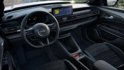 Jeep Avenger 1.2 turbo e-hybrid mhev Summit fwd 110cv edct6 (5)