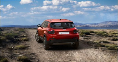 Jeep Avenger 1.2 turbo e-hybrid mhev Summit fwd 110cv edct6 (2)