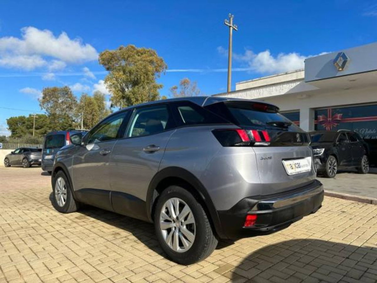 Peugeot 3008 BlueHDi 130 S&S EAT8 Business (7)