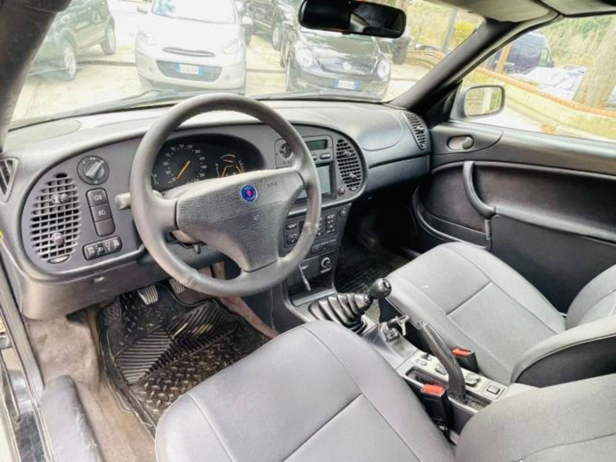Saab 900 Cabrio 2.0i turbo 16V cat SE (10)