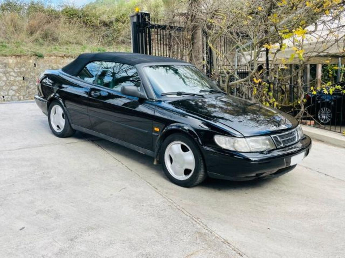 Saab 900 Cabrio 2.0i turbo 16V cat SE (3)