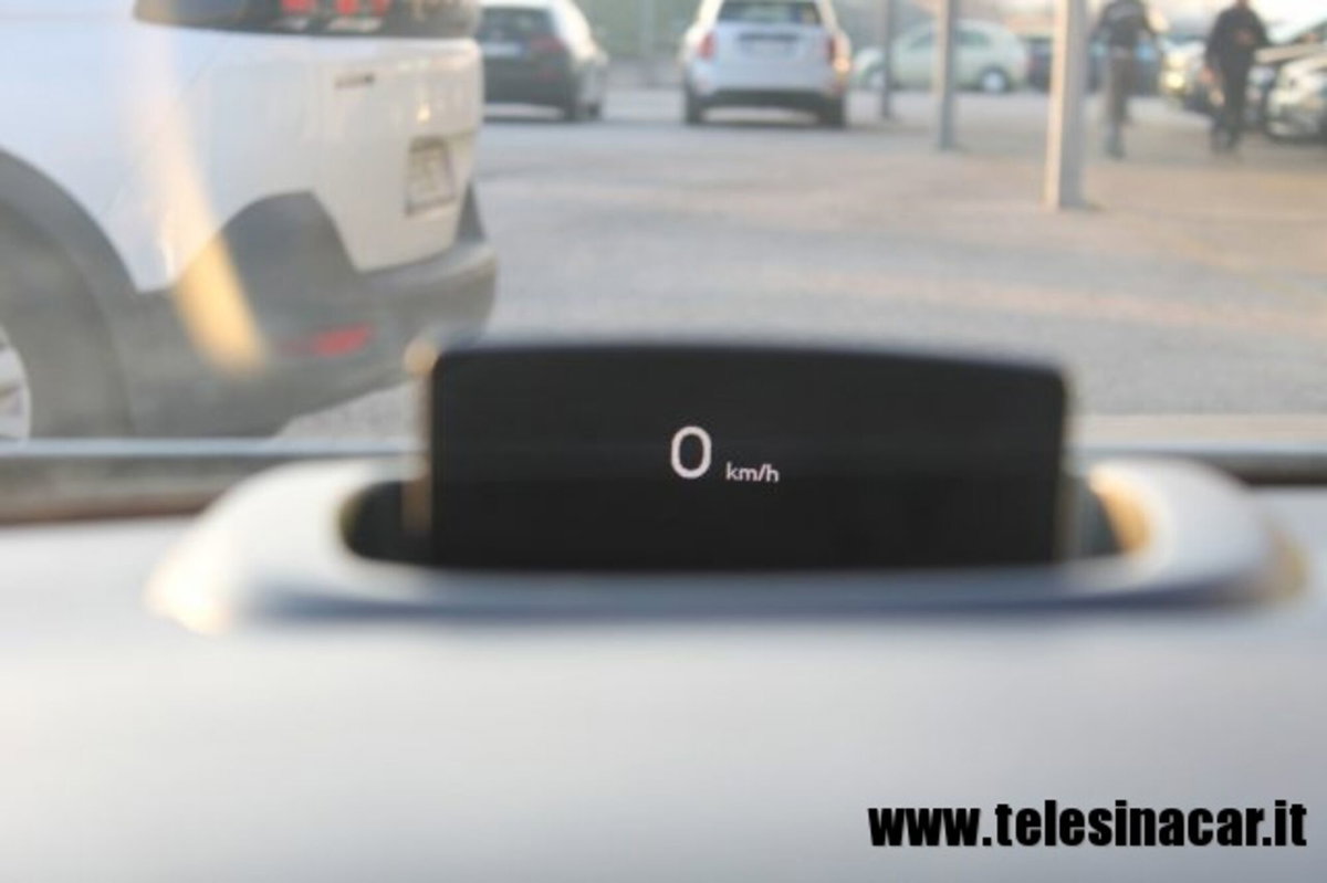 Peugeot 508 BlueHDi 180 EAT6 S&S Feline (18)