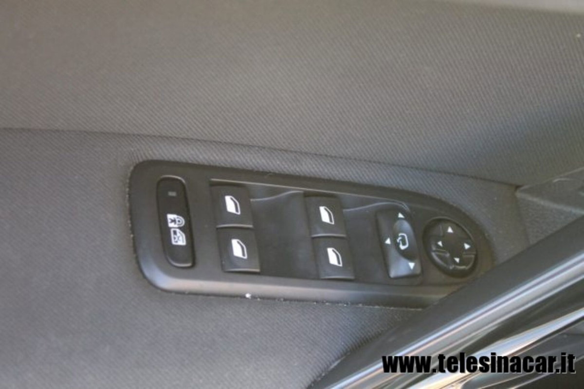 Peugeot 508 BlueHDi 180 EAT6 S&S Feline (19)