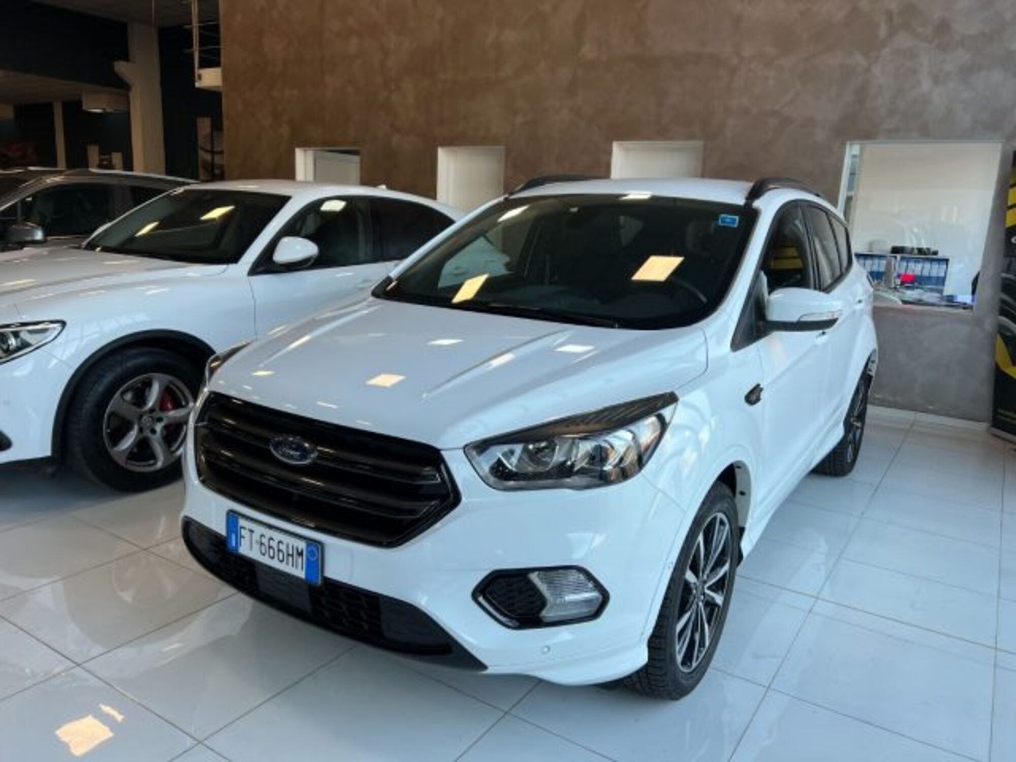 Ford Kuga 1.5 TDCI 120 CV S&S 2WD ST-Line my 16
