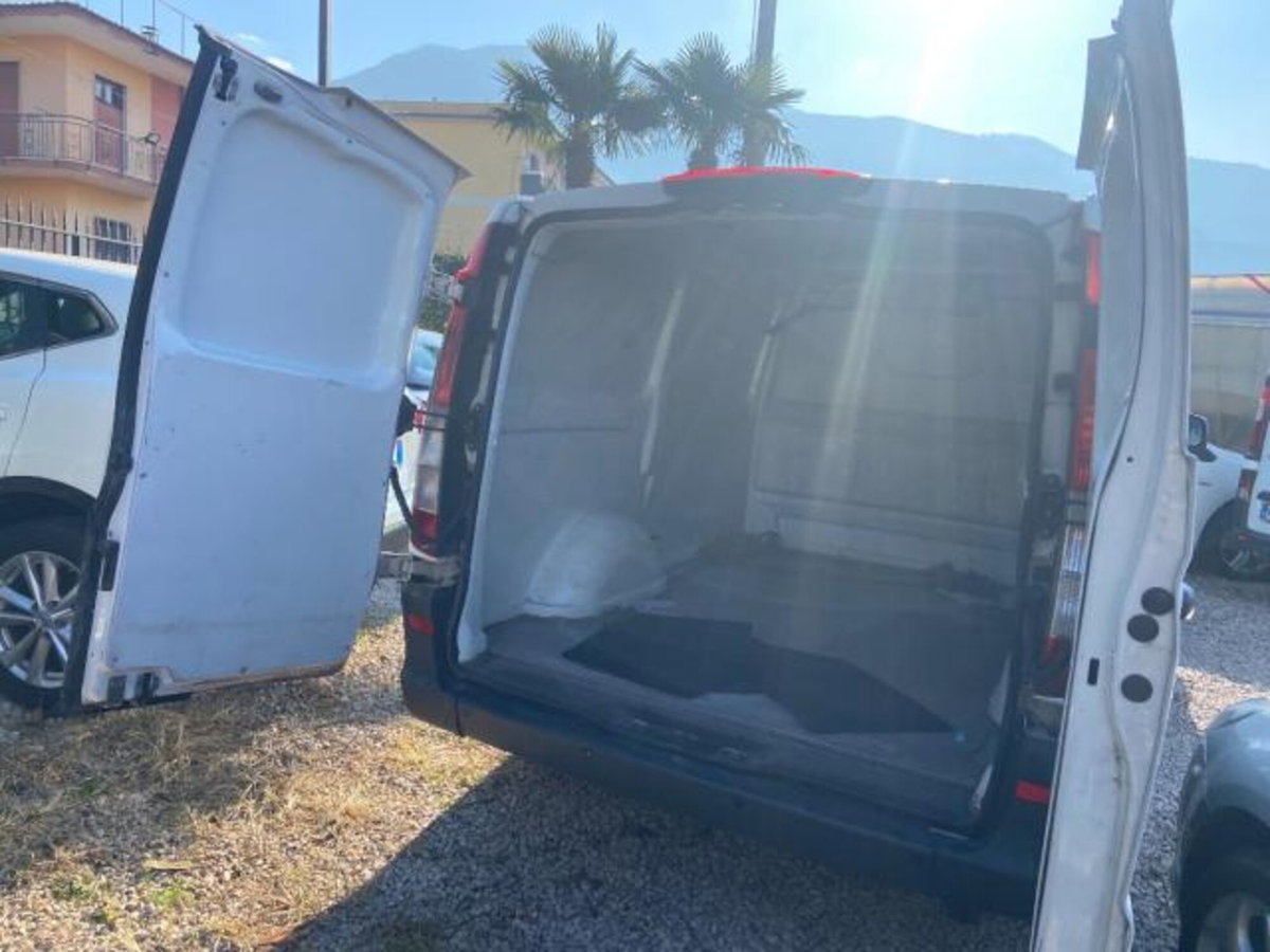 Mercedes-Benz Vito mixto 114 cdi long (4)