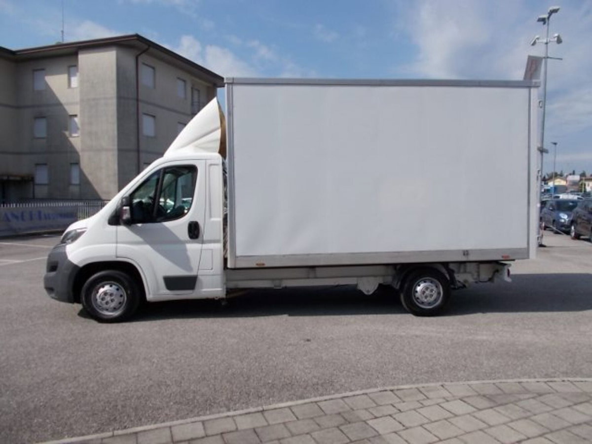 Citroen Jumper Telaio 35 BlueHDi 130 PLM-SL Cabinato (5)