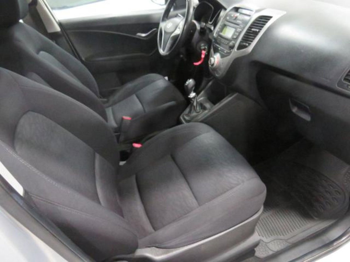 Hyundai ix20 1.4 CRDI 90 CV Comfort (11)
