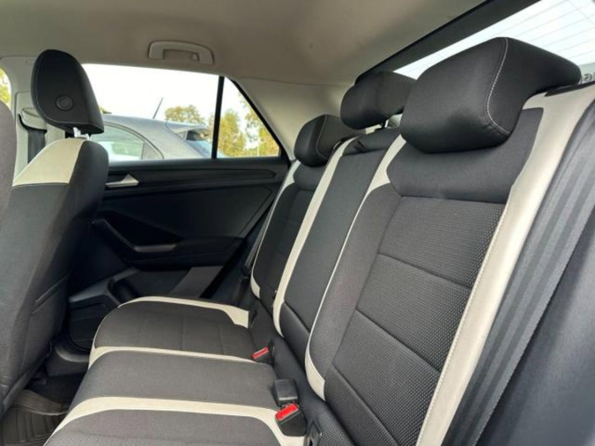 Volkswagen T-Roc 2.0 TDI SCR 150 CV Business BlueMotion Technology (9)