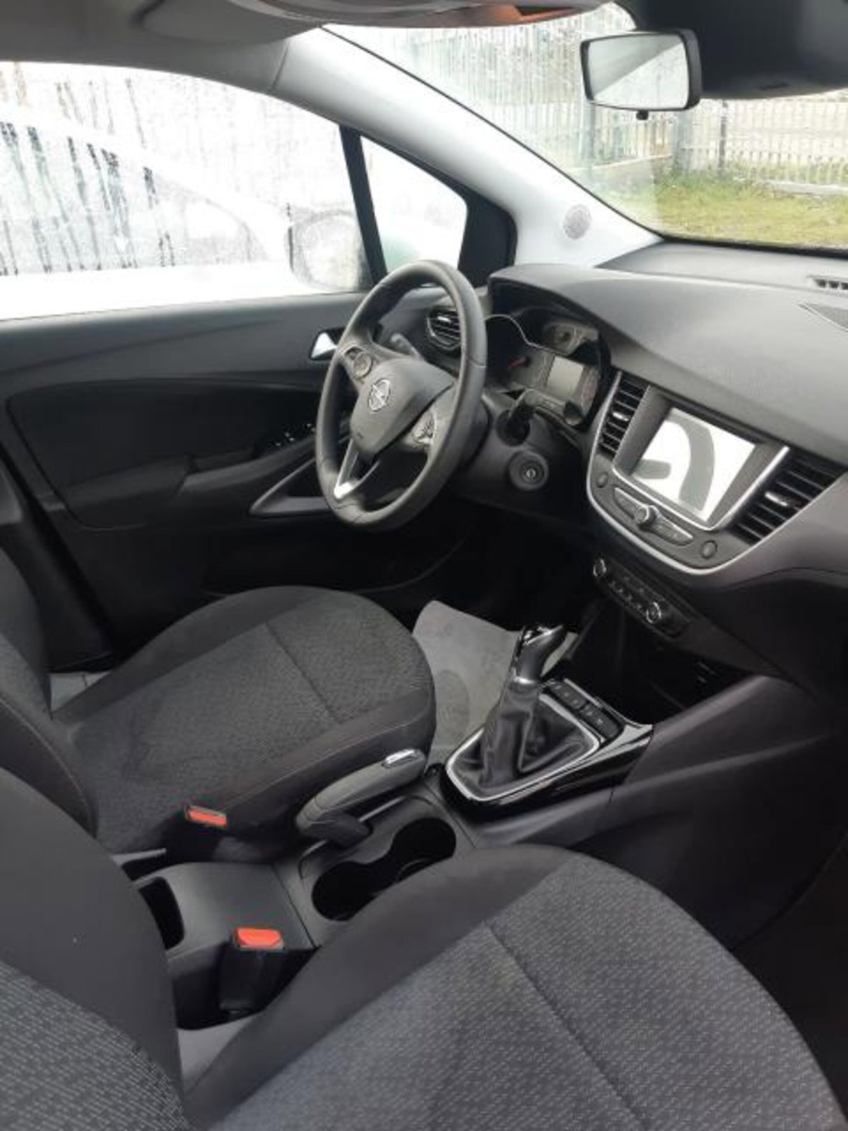 Opel Crossland X 1.2 12V Innovation (6)