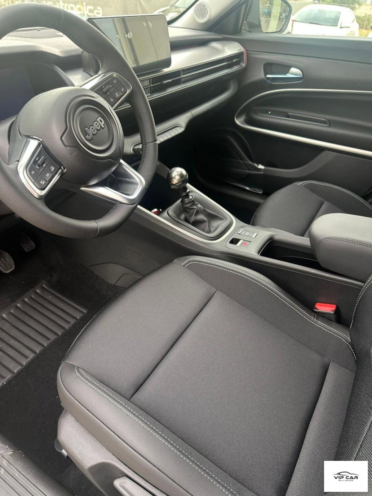 Jeep Avenger 1.2 turbo Altitude fwd 100cv (5)
