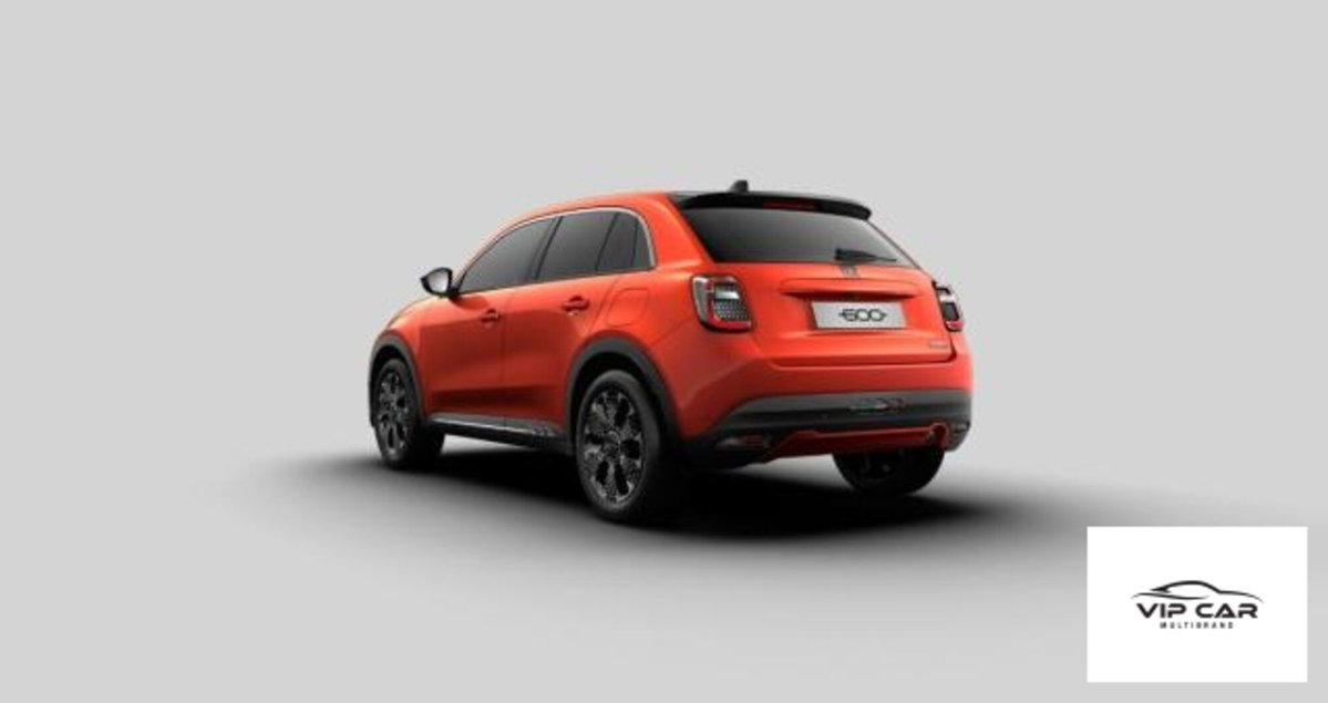 Fiat 600 1.2 hybrid 110cv auto (3)