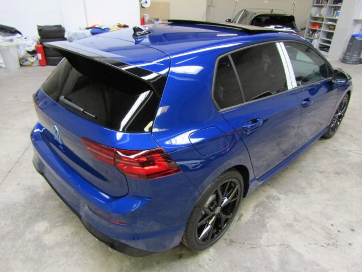 Volkswagen Golf 2.0 TSI R DSG 4Motion 20 years (10)