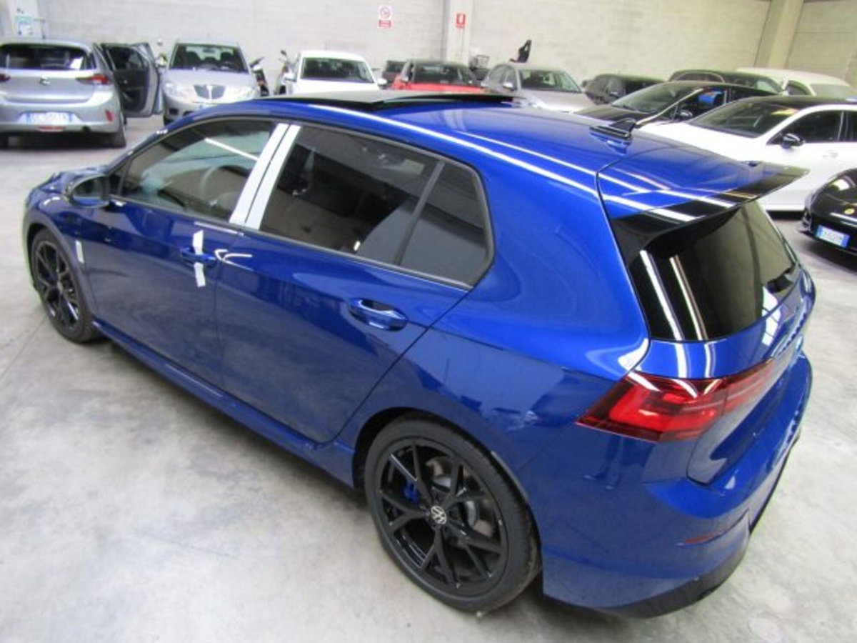 Volkswagen Golf 2.0 TSI R DSG 4Motion 20 years (9)