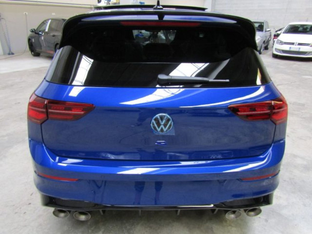 Volkswagen Golf 2.0 TSI R DSG 4Motion 20 years (6)