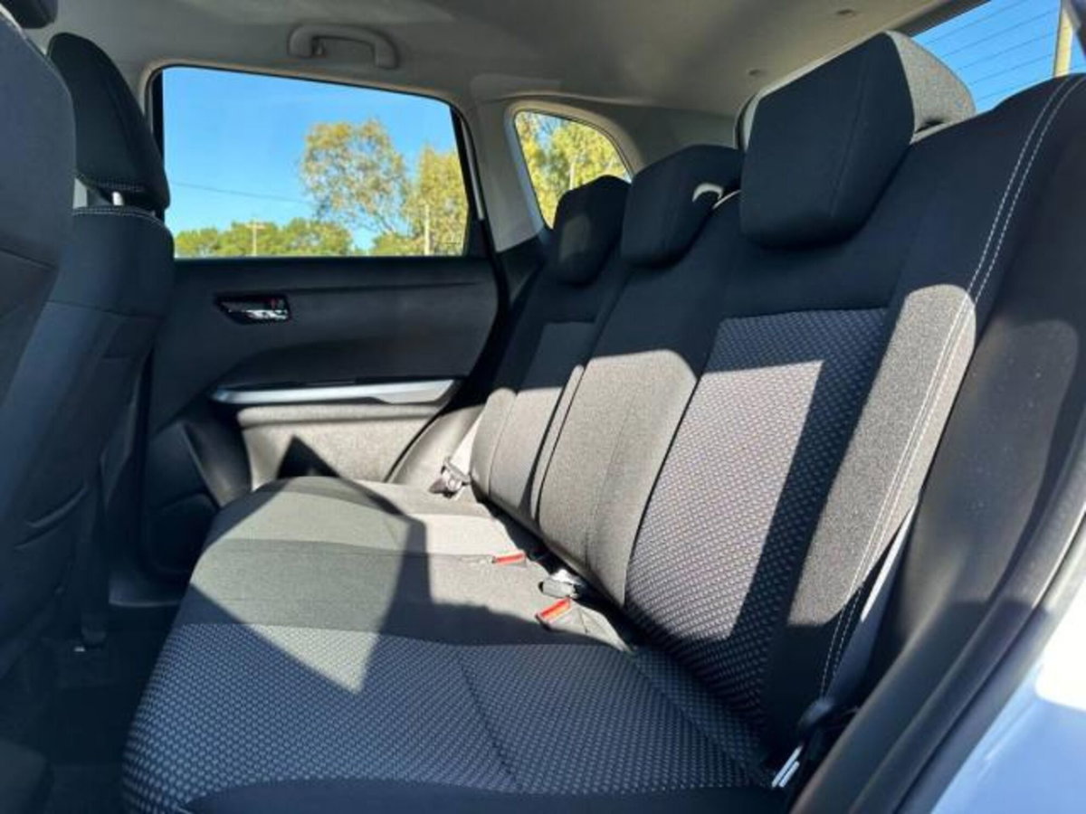 Suzuki Vitara 1.6 DDiS V-Top (9)