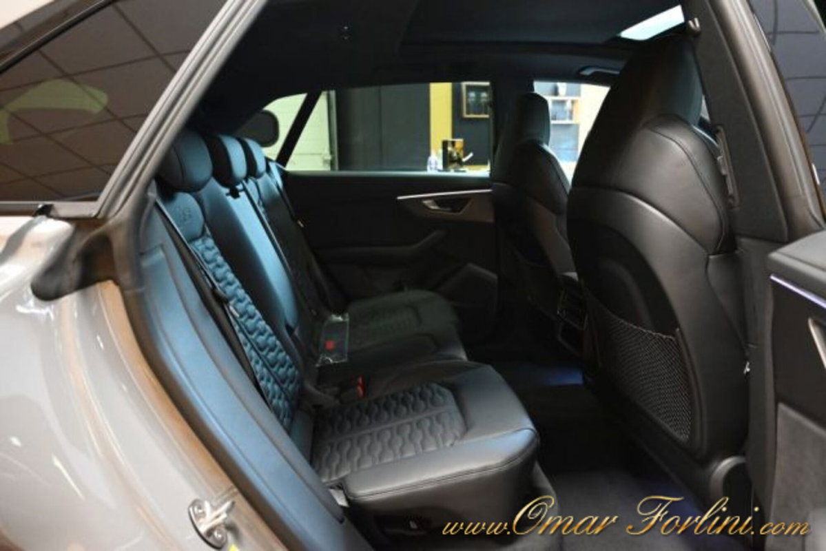 Audi RS Q8 Q8 4.0 mhev quattro tiptronic (11)