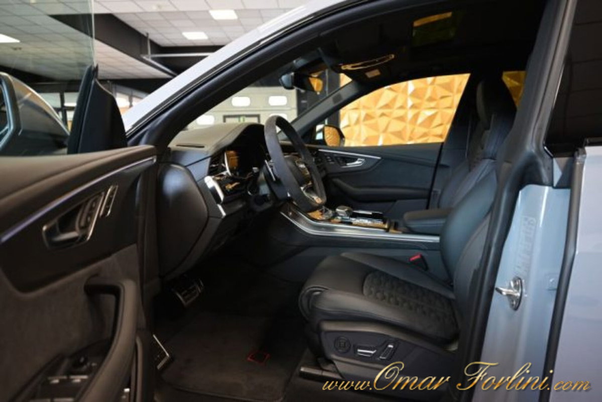 Audi RS Q8 Q8 4.0 mhev quattro tiptronic (9)