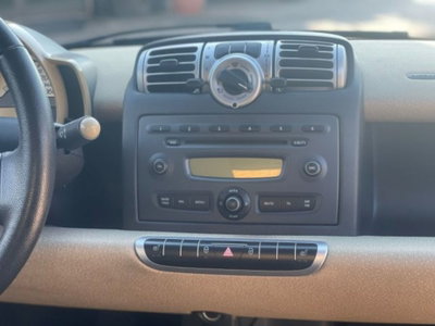 smart Fortwo 1000 52 kW MHD coupé passion (14)