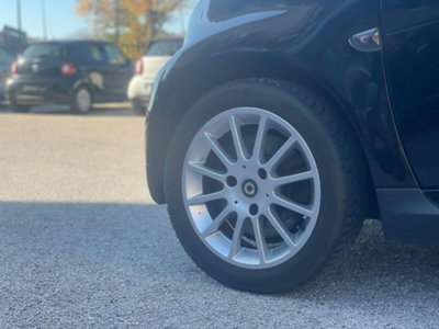 smart Fortwo 1000 52 kW MHD coupé passion (8)