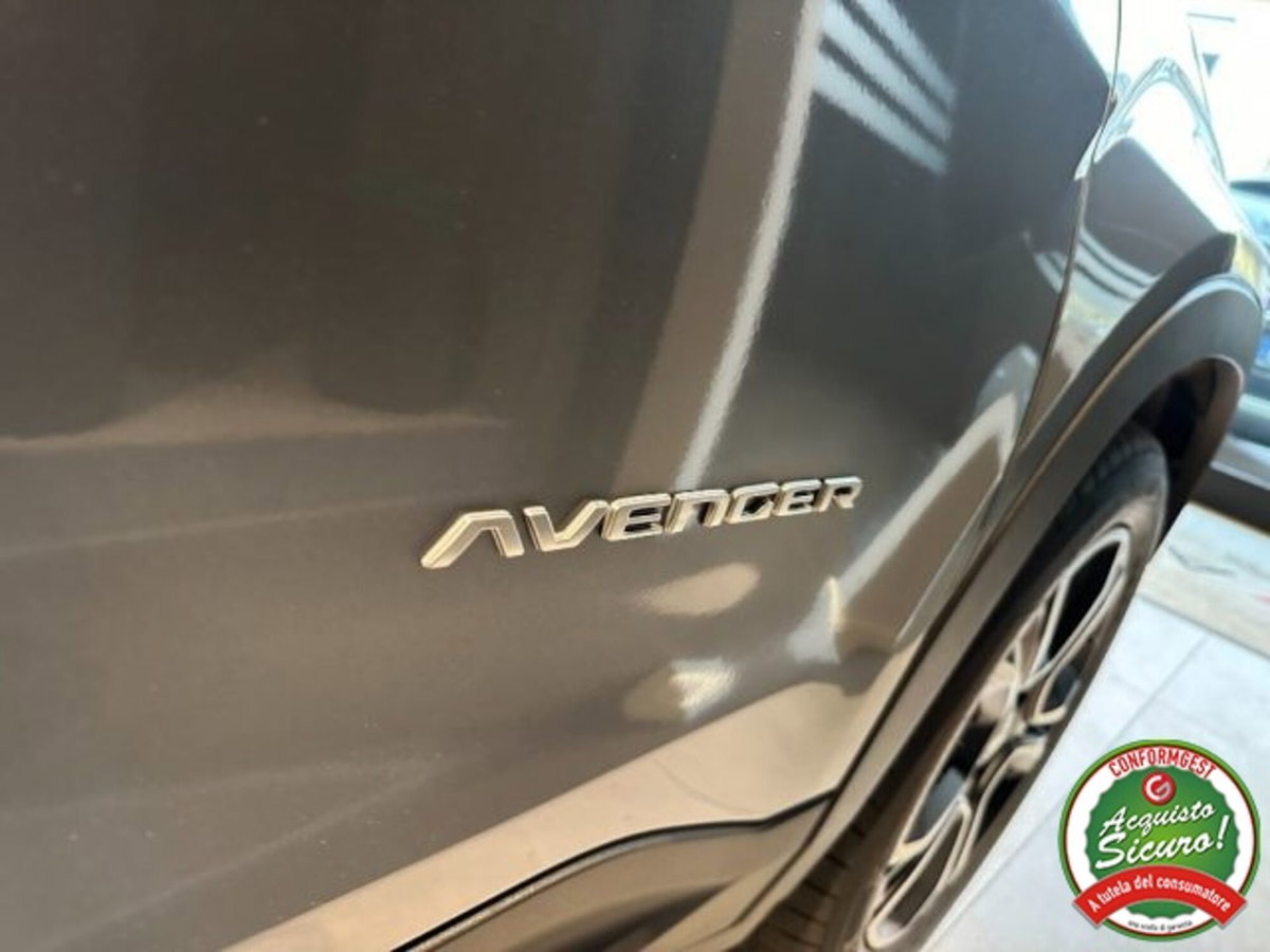 Jeep Avenger 1.2 turbo Summit fwd 100cv (17)