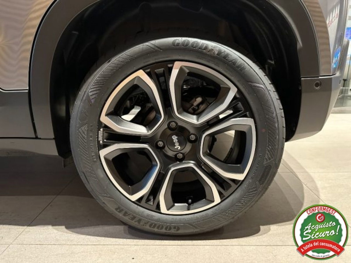 Jeep Avenger 1.2 turbo Summit fwd 100cv (3)