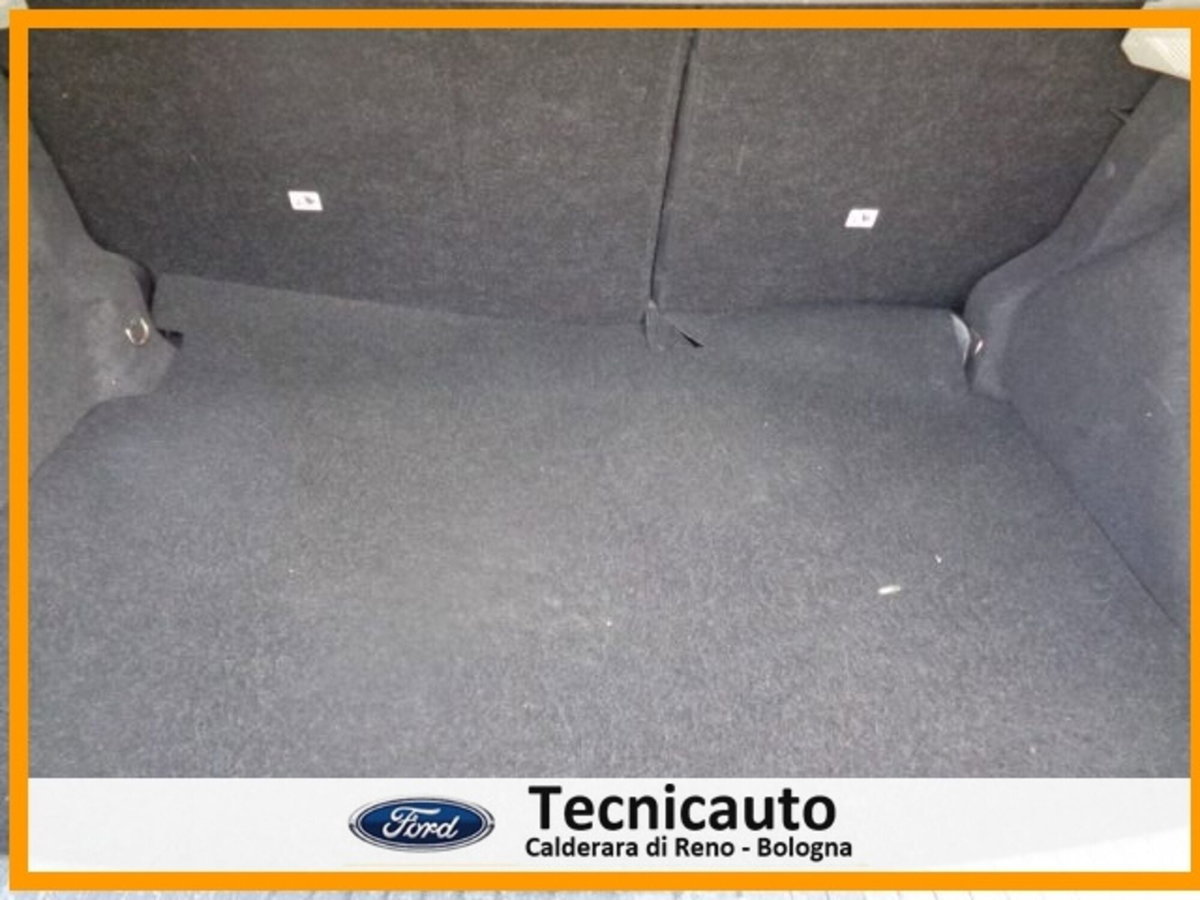 Nissan Qashqai 2.0 dCi DPF Acenta (12)