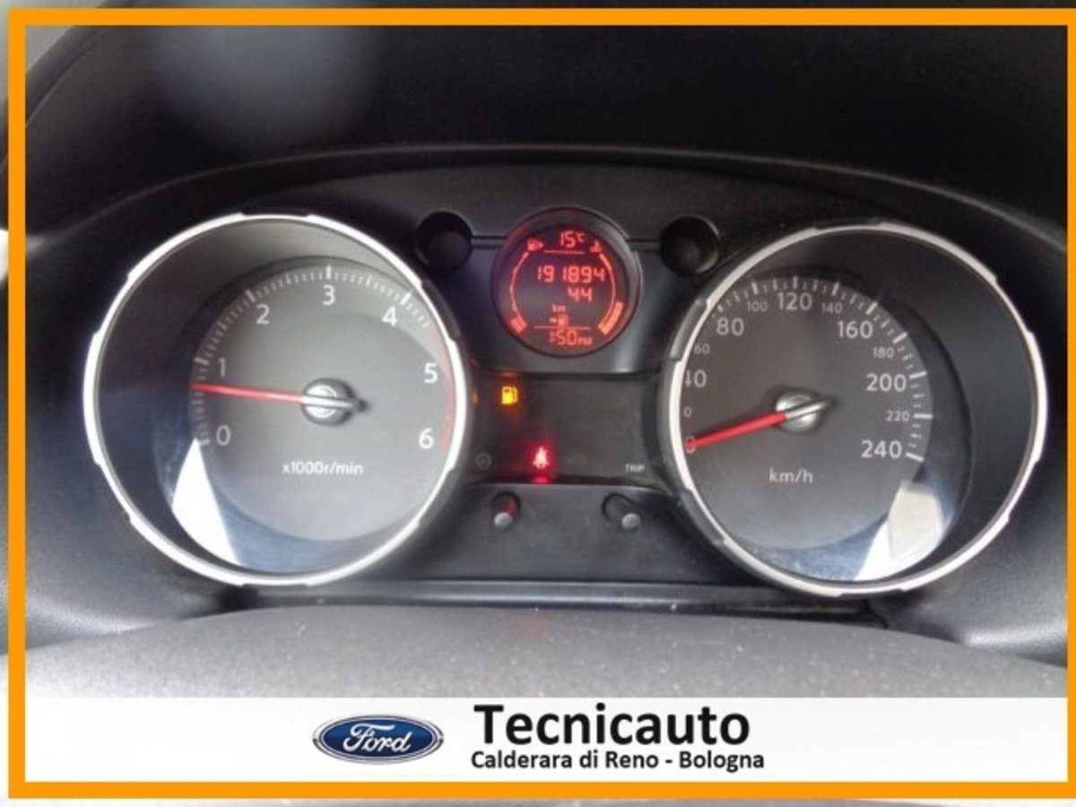 Nissan Qashqai 2.0 dCi DPF Acenta (13)
