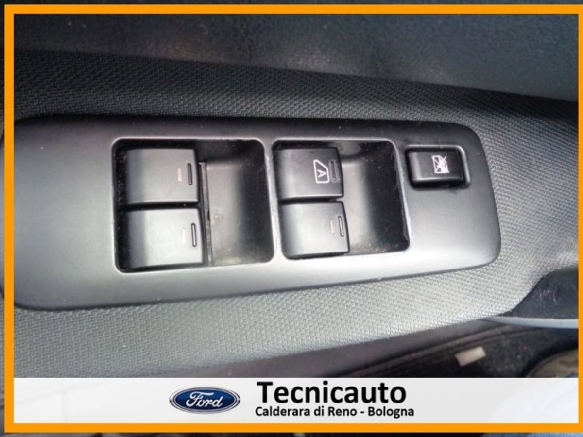 Nissan Qashqai 2.0 dCi DPF Acenta (18)