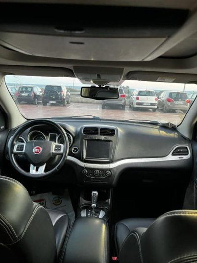 Fiat Freemont 2.0 Mjt 170 CV 4x4 Automatica Urban (8)