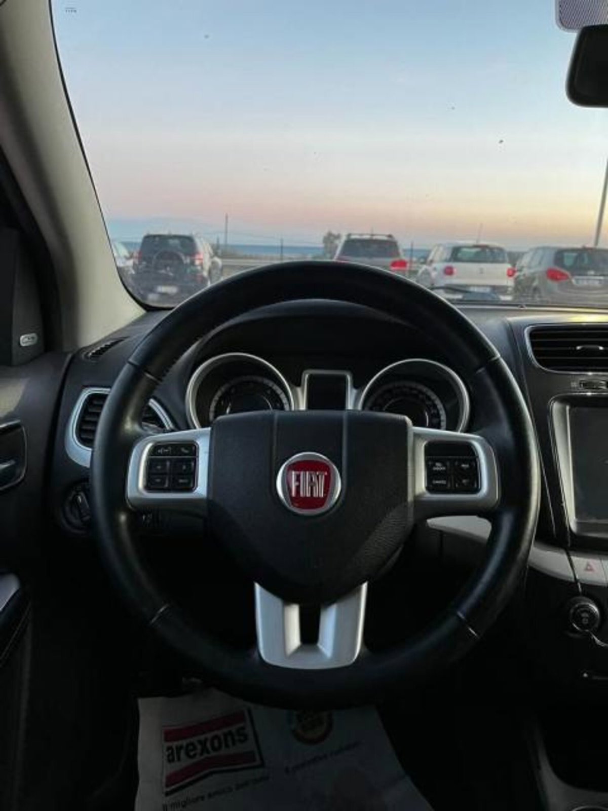 Fiat Freemont 2.0 Mjt 170 CV 4x4 Automatica Urban (9)