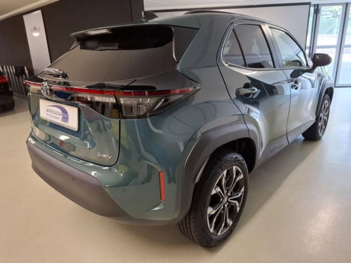Toyota Yaris Cross fwd 130cv e-cvt (2)