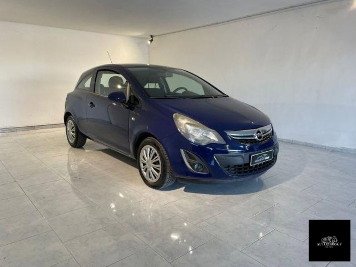Opel Corsa 1.2 85CV 3 porte GPL-TECH Edition (2)