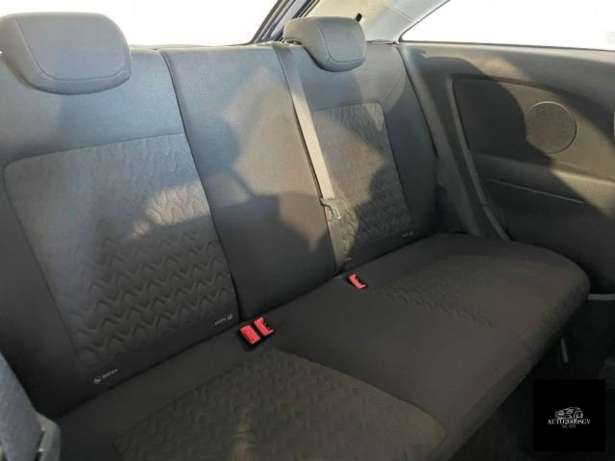 Opel Corsa 1.2 85CV 3 porte GPL-TECH Edition (9)