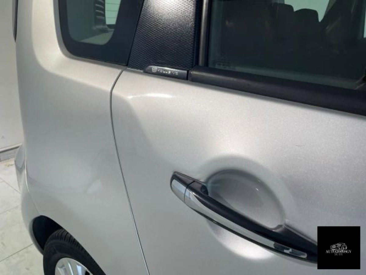 Citroen C3 Picasso 1.4 VTi 95 Exclusive Style (5)