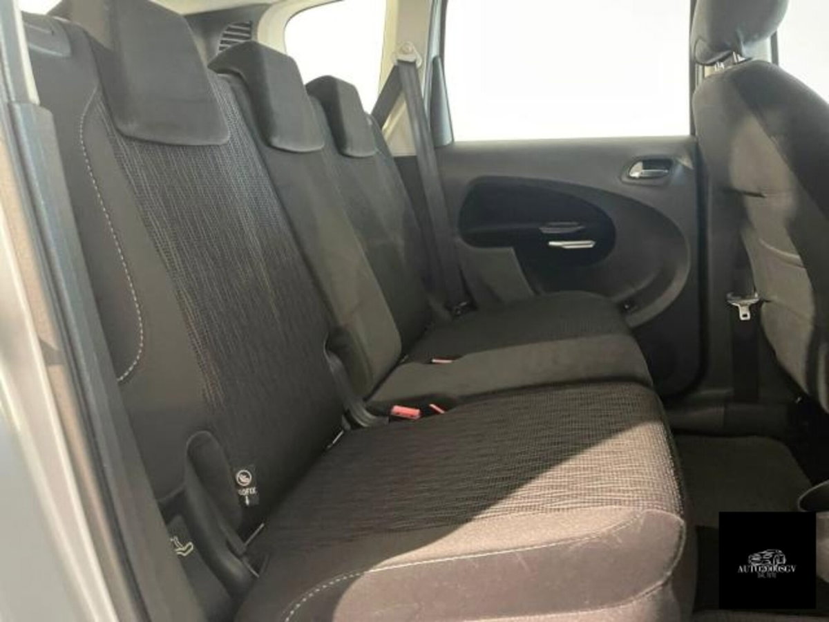 Citroen C3 Picasso 1.4 VTi 95 Exclusive Style (8)