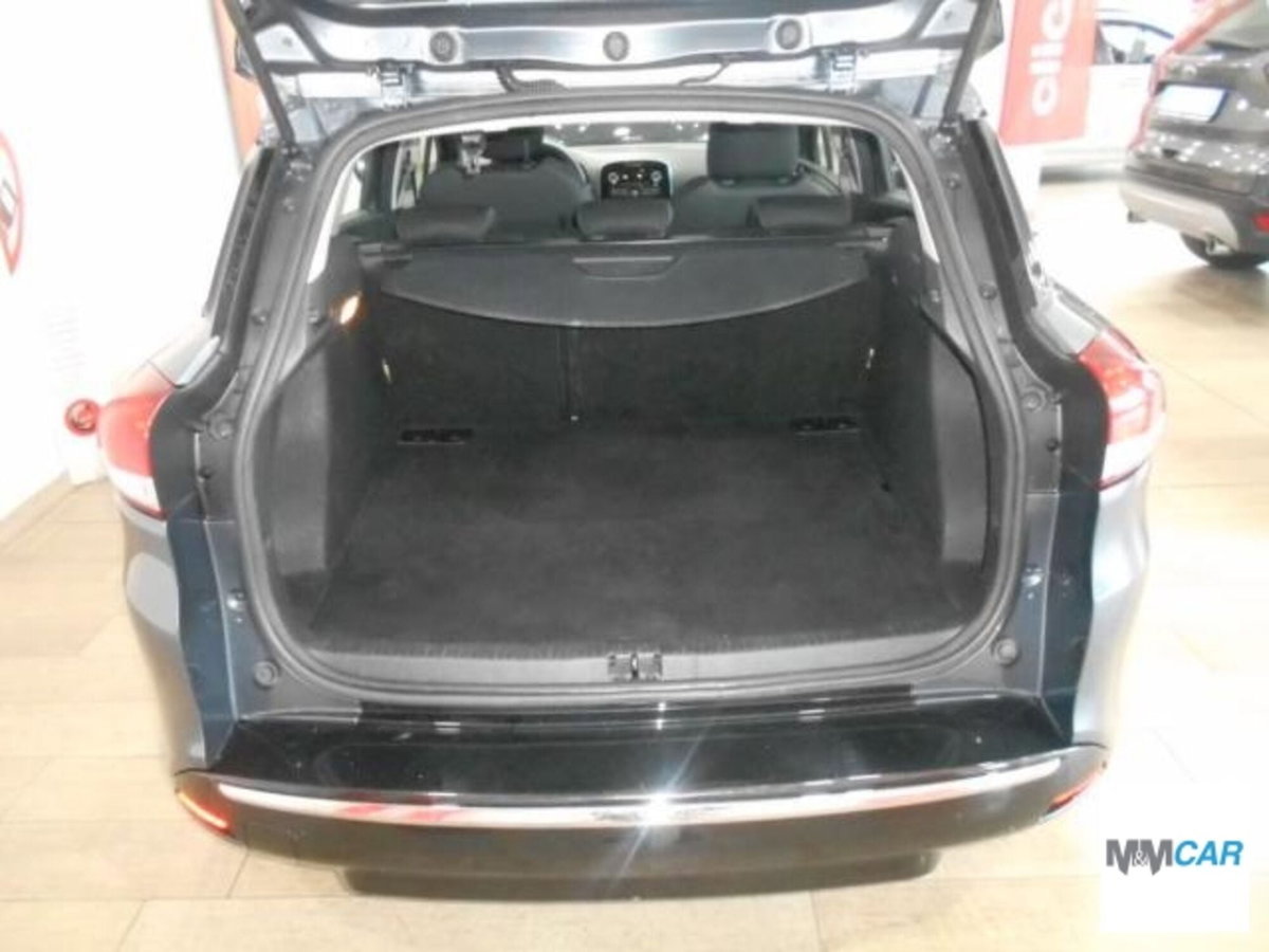Renault Clio Sporter TCe 12V 90 CV Business (12)