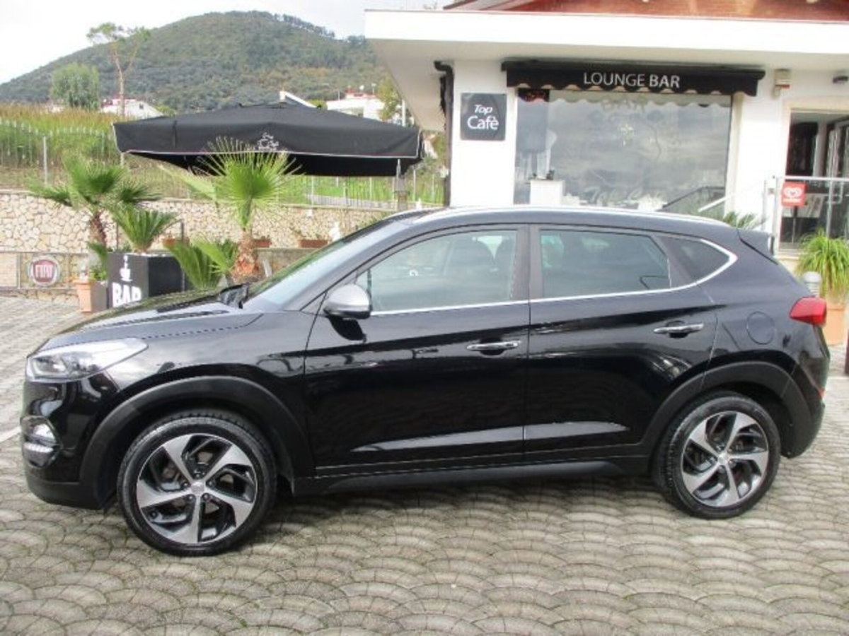 Hyundai Tucson 1.7 CRDi DCT Sound Edition (2)