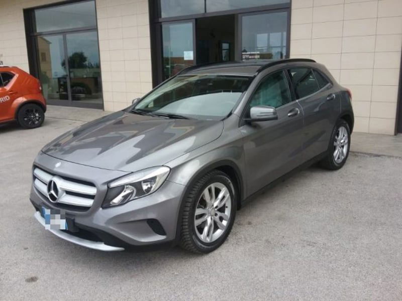 Mercedes-Benz GLA SUV 220 d Automatic 4Matic Premium