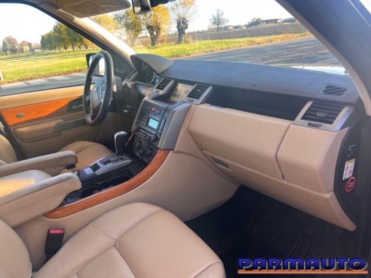 Land Rover Range Rover Sport 2.7 TDV6 HSE (10)