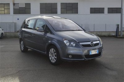Opel Zafira 1.9 CDTI 101CV Cosmo  usata
